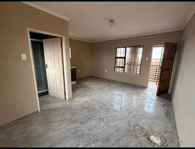 0 BEDROOM PROPERTY TO RENT IN PROTEA GLEN